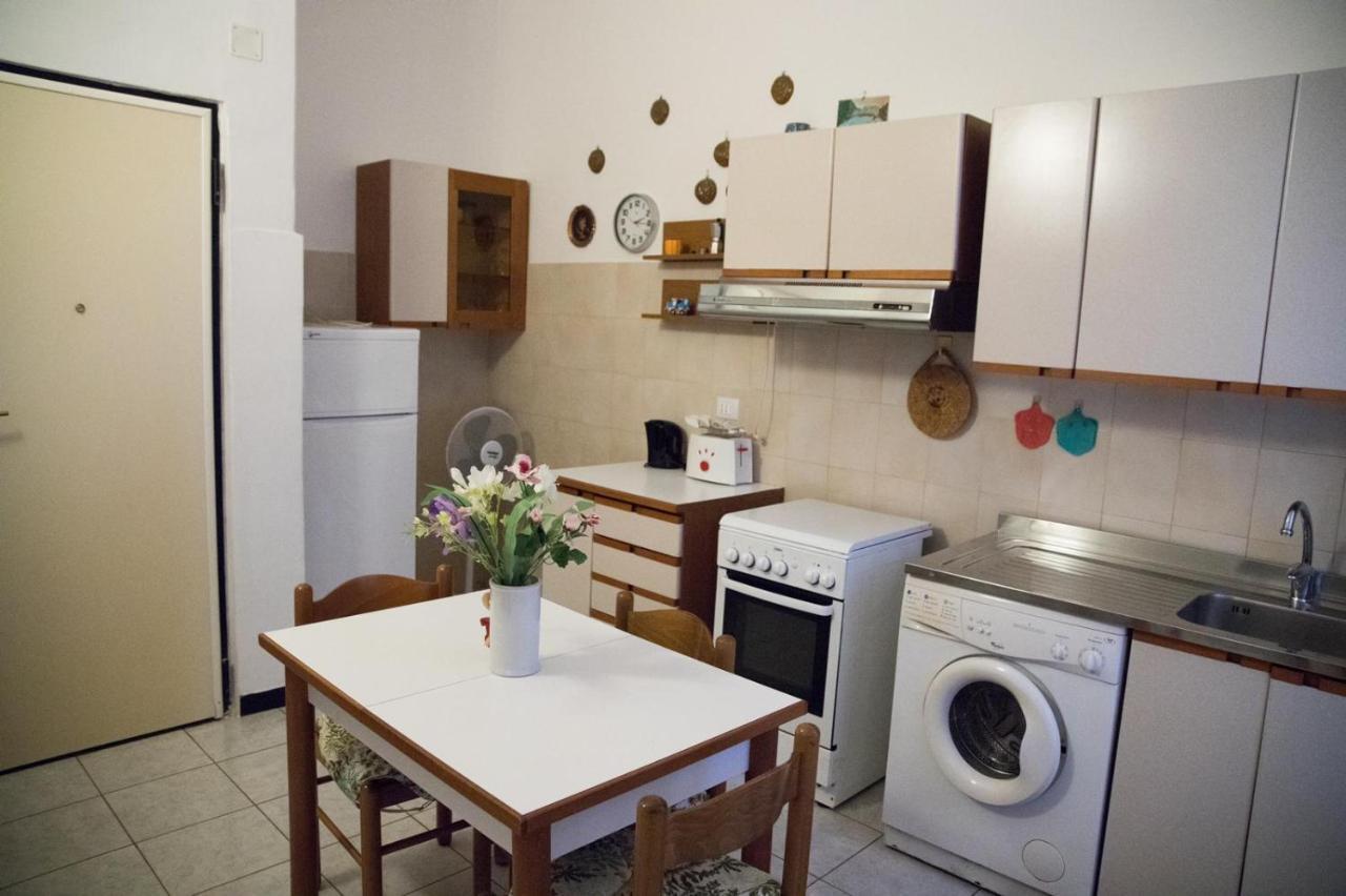 Grillo Apartment 莱万托 外观 照片